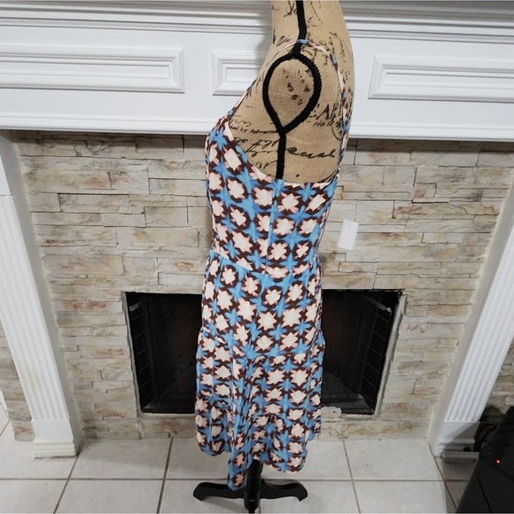 Loft Sunwash Floral Fit & Flare Smocked Back Dress Lined Adj Straps size 4 new!! - Picture 4 of 11